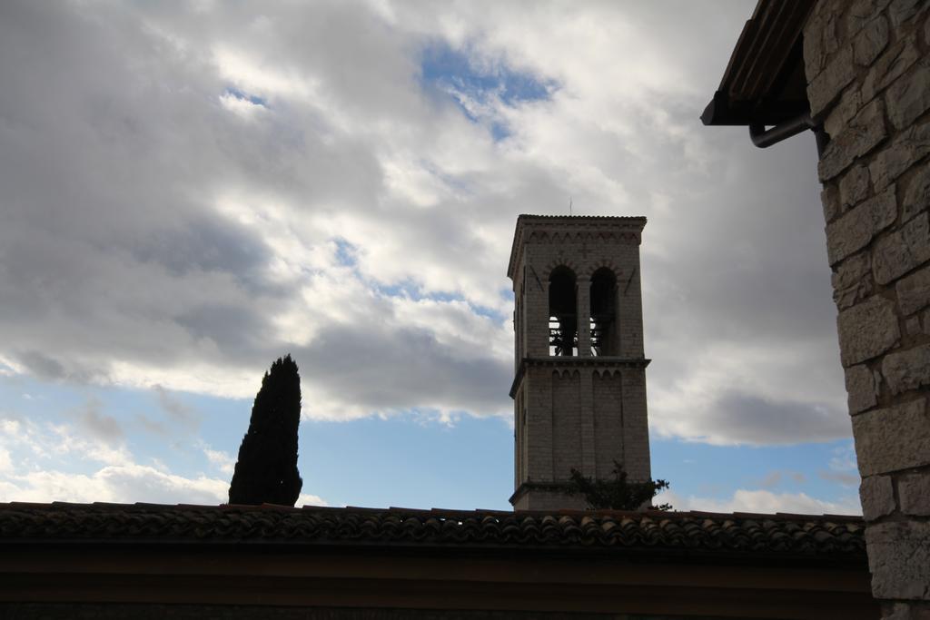 Bed and Breakfast Residenza Sant'Agnese Ассизи Экстерьер фото